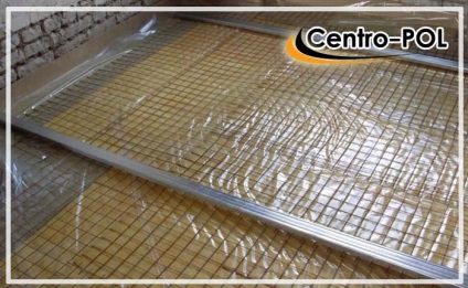 Pardoselile din beton pe teren într-o casă privată, și umple sapa dur (casă) Pardoselile din beton pe teren într-o casă privată, și umple sapa dur