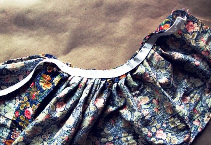 Bluza cu bluza basc cu fotografii de basci (bluză) Bluza cu bluza basc cu basci fotografie