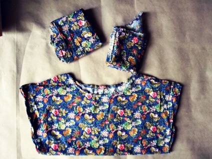 Bluza cu bascii, bascii bluza cu o imagine (fotografie) Bluza cu bluza basc cu basci fotografie