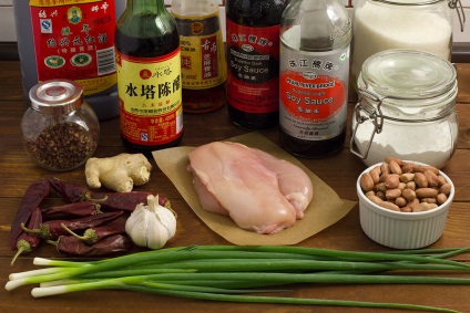 Kung pui pao - alimente vinovat (pui) Kung pui pao - alimente vinovat