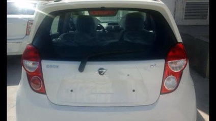 Daewoo Nexia părăsește pe piață și nu mai este produs cedând Aveo (Ravon daewoo Nexia Aveo) Daewoo Nexia părăsește pe piață și nu mai este produs cedând Aveo