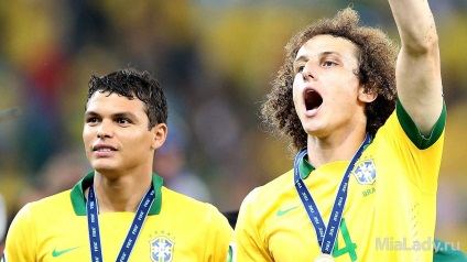 David Luiz - viața unui fotbalist celebru (David) David Luiz - viața unui jucător de fotbal faimos