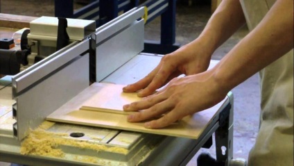 Usi din lemn PFL (panouri de fabricație plutitoare) Usi de lemn PFL