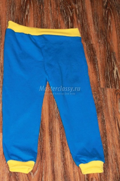pantaloni pentru copii cu mâinile (pantaloni pentru copii mâinile lui) pantaloni pentru copii cu mâinile