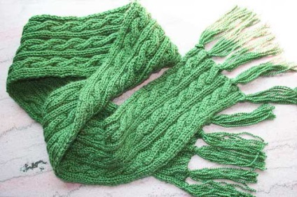eșarfă dublă față-verso cu împletituri, buclele mele (Scarf) eșarfă dublă față-verso cu trese, buclele mele