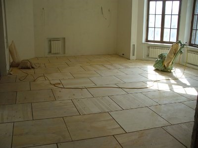 Placaj laminat sub instrucțiunile video de instalare, cu mâinile lor, în special instalarea pe lemn (placaj) Placaj laminat sub instrucțiunile video de instalare, cu mâinile lor, în special instalarea pe lemn