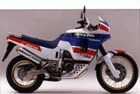 Honda Africa Twin vs yamaha super-Tenere (yamaha) Honda Africa Twin vs yamaha super-Tenere
