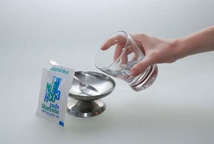 Cum pentru a curăța cuptorul de grăsime și funingine - 10 remedii (cum ar fi spălarea cuptorului) Cum pentru a curăța cuptorul de grăsime și funingine - 10 acasă căi de atac