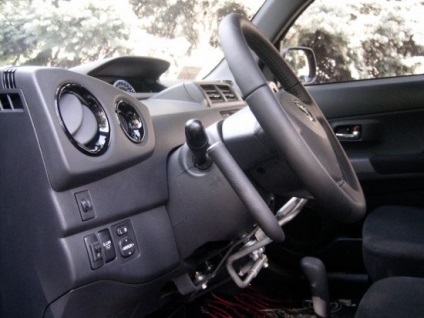 Cum de a face o operație manuală pe vehicul, beneficiile motociclistul (control manual) Cum de a face o operație manuală pe vehicul, beneficiile automobilist
