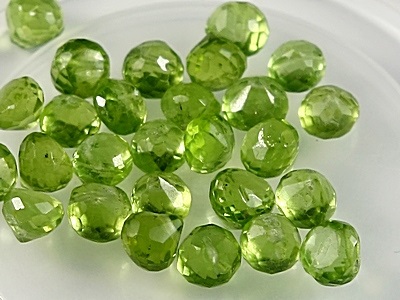 Peridot proprietăți magice pentru semne ale zodiacului, foto (magic) Peridot proprietăți magice pentru semne ale zodiacului, fotografia
