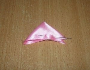 petale Kanzashi de panglici de satin (foto) (benzi) petale Kanzashi de panglici de satin (foto)
