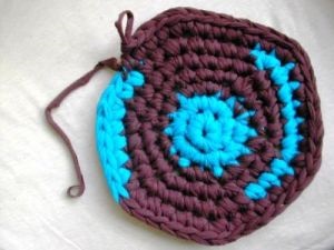 Pad din vechi T-shirt (tricouri) Rug de vechi tricouri
