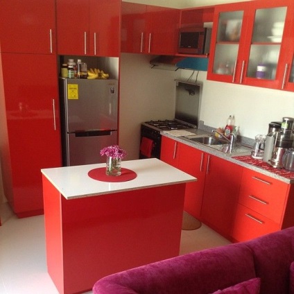Culoarea roșie în interior 15 fotografie (culoare) Culoarea roșie în interior 15 fotografie