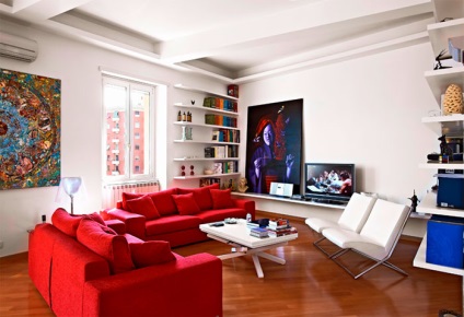 Culoarea roșie în camera, roșu în interiorul camera de zi (Hall) Culoarea rosie in camera, camera de zi interior roșu