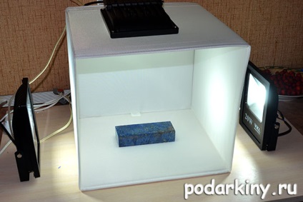 Lightbox pentru mai filmarea unui anumit subiect face propriile lor mâini (subiect) Lightbox pentru mai filmarea unui anumit subiect face propriile lor mâini