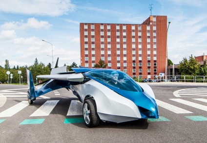 Flying fantezii auto și realitate (auto Terrafugia de tranziție) Flying fantezii auto și realitate