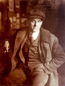 Mayakovskiy Vladimir (Volodymyr) Mayakovskiy Vladimir