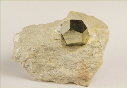 Pirită mineral (subțire limenit film) Pirită mineral