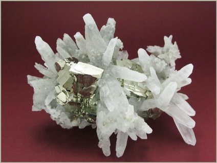 Pirită mineral (subțire limenit film) Pirită mineral