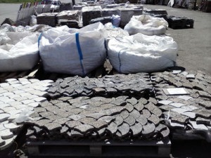 pavarea flagstone pe baza de beton (dală de pavaj din beton) pavaje de calcar pe o bază de beton