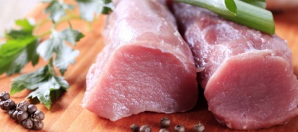 Carne (carne de vită și de porc) în timpul alăptării beneficii și Harms, rețete (carne de porc) Carne (carne de vită și de porc), in timpul beneficiilor alapteaza si Harms, retete