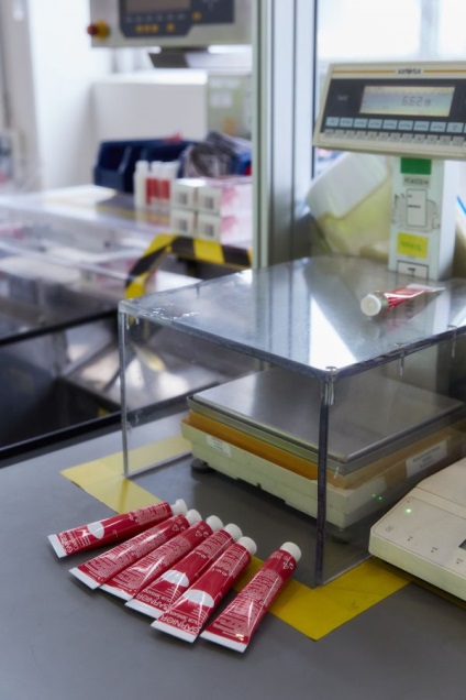 La fabrica l - Paris oreal în România, în cazul în care sunt făcute elseve sampoane, din interior frumusete (fabrica) La fabrica l - Paris oreal în România, în cazul în care sunt făcute elseve sampoane, frumusete din interior