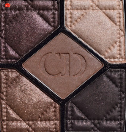 Noul și versiunea veche a umbrei 5 Couleurs Dior eyeshadow paleta, frumusete este unic (dior) Noul și versiunea veche a umbrei dior 5 Couleurs paleta de fard de pleoape, frumusete este unic