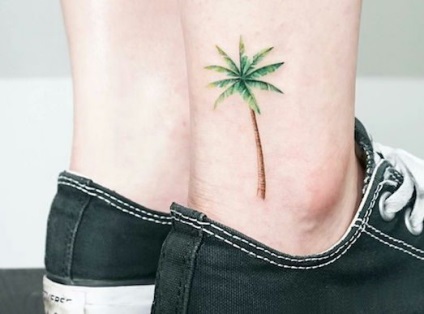 Noua tendinta de tatuaj pe glezna (tatuaj) Noua tendinta de tatuaj pe glezna
