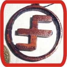 Amulete purtate sub haine (slavă simbol religios) amulete purtate pe sub haine