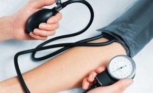 Otravă de bere expirat, intoxicații alimentare temperatura de bere vie (intoxicare) Intoxicatia bere restante, intoxicație alimentară este o bere vie, temperatura