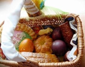 Easter basket - ceea ce ar trebui să fie în ea, noul an (Paste) Easter basket - ceea ce ar trebui să fie în ea, noul an