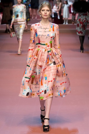 Rochii dolce - gabbana toamna-iarna 2015-16 fotografie (gabbana) Rochii dolce - gabbana toamna-iarna 2015-16 Foto