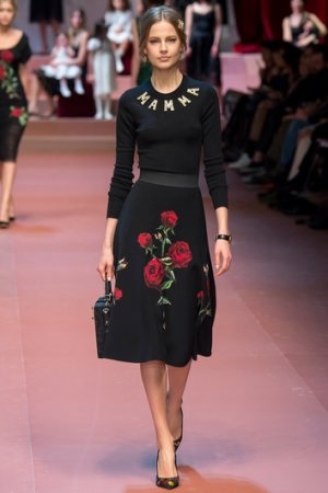 Rochii dolce - gabbana toamna-iarna 2015-16 fotografie (rochii) Rochii dolce - gabbana toamna-iarna 2015-16 Foto