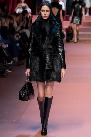 Rochii dolce - gabbana toamna-iarna 2015-16 fotografie (rochii) Rochii dolce - gabbana toamna-iarna 2015-16 Foto