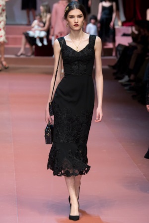 Rochii dolce - gabbana toamna-iarna 2015-16 fotografie (rochii) Rochii dolce - gabbana toamna-iarna 2015-16 Foto