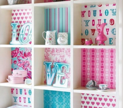 Tapetului de reziduuri (decor din resturi de tapet) Tapetare reziduurilor