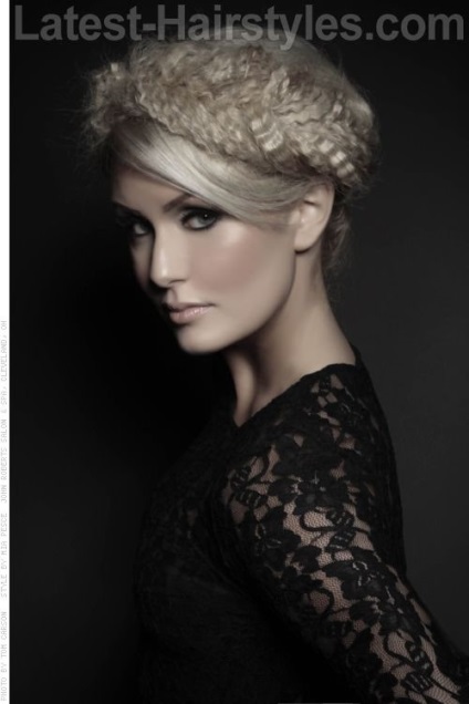 Hairstyle plisat 24 fotografii în păr mediu și lung (păr) Hairstyle plisat 24 fotografii în păr mediu și lung