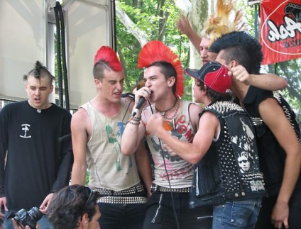 coafuri Punk pentru bărbați păr lung (bărbați) coafuri Punk pentru bărbați parul lung