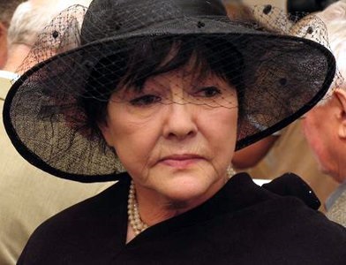 Cauza morții Bella Akhmadulina cum si de ce a murit Bella Akhmadulina - stelele (moartea) Cauza morții Bella Akhmadulina cum si de ce Bella a murit Ahmadulina - celebritate