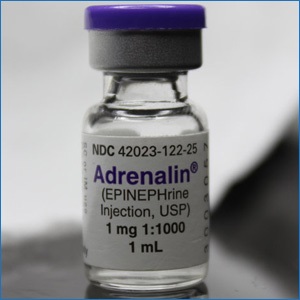 Folosirea epinefrina si medicamente (cerere) Utilizarea de droguri și adrenalină