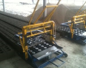 peskoblokov de producție cu mâinile lor, ca un echipament de afaceri, instrument de mașini și tehnologia de fabricație (de afaceri: echipamente) peskoblokov de producție cu mâinile lor, ca un echipament de afaceri, instrument de mașini și tehnologie de fabricație