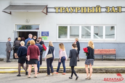Spune la revedere de la fiul ei Yarmoshyna a venit prima persoană din țară (informații Liliya Ananich) Spune la revedere de la fiul ei Yarmoshyna a venit prima persoană din țară