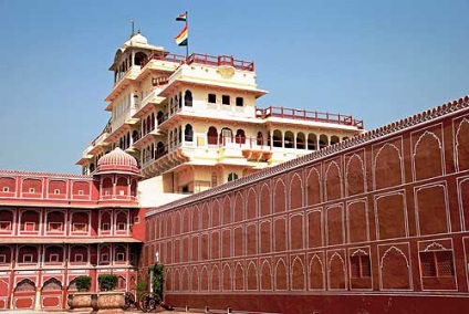 Rajasthan lăcașul Raja (Rajasthan) Rajasthan este lăcașul de rajas