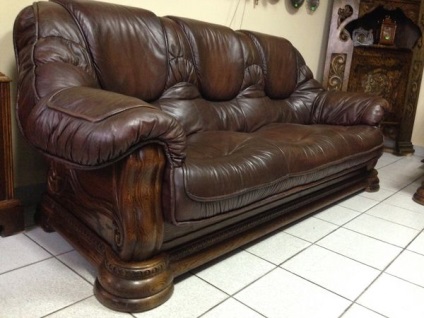 Mobilier din piele de reparații cu propriile sale mâini (îndepărtarea lichidului de acetonă lac de unghii) Mobilier din piele de reparare cu mâinile lor