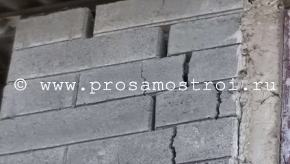 Repararea de pereti din zgură în casă în interiorul și în afara - care se poate întâmpla cu pereții blocului de zgură (reparații) Repararea de pereti din zgură în casă în interiorul și în afara - care se poate întâmpla cu pereții blocului de zgură