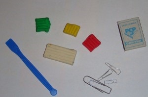 Rose din lut - un cadou de la mama copilului (palmă a crescut de la plastilină) Rose din lut - un cadou de la mama copilului