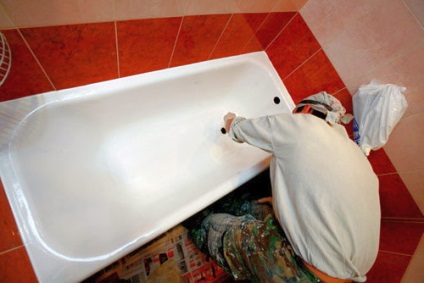 recuperare separată a smalțului și îndepărtarea zgârieturi pe baie, un maestru (recuperare) recuperare separată a smalțului și îndepărtarea zgârieturi pe baie, un maestru