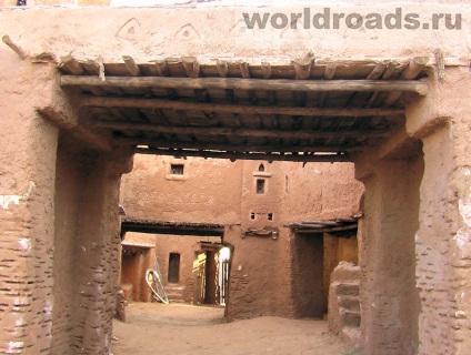 Sarai-Batu - capitala Hoardei de Aur, drumurile lumii (hambar Batu Astrahan) Sarai-Batu - capitala Hoardei de Aur, drumurile din lume