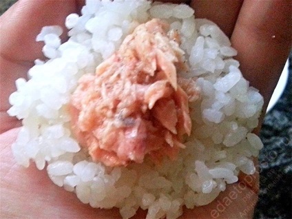 Secretele de gătit Onigiri japoneză (gătit) Secretele de gătit Onigiri japoneză