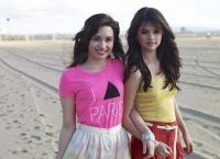 Selena Gomes și Lovato (Gomez Lovato) Selena Gomez și Demi Lovato